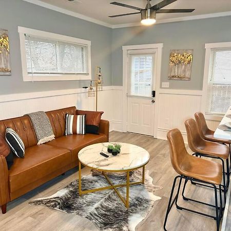 Appartamento Little House On 47Th Cleveland Esterno foto
