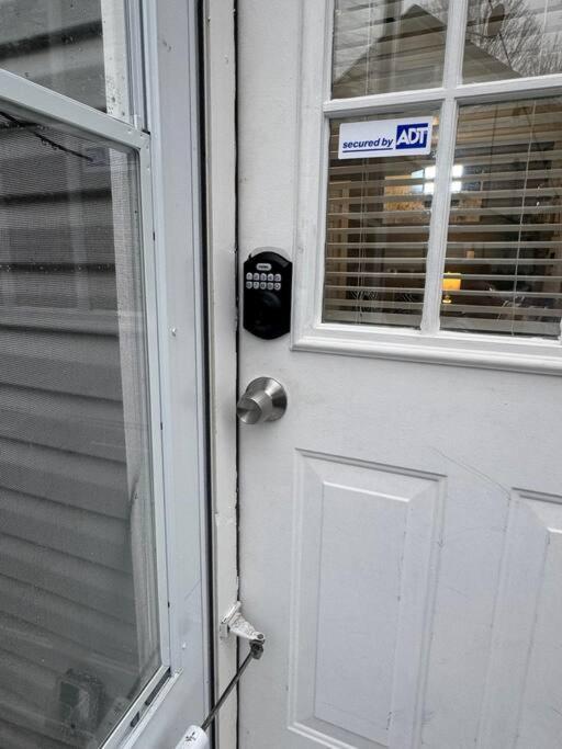 Appartamento Little House On 47Th Cleveland Esterno foto