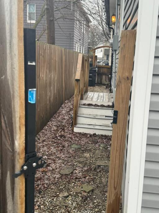 Appartamento Little House On 47Th Cleveland Esterno foto