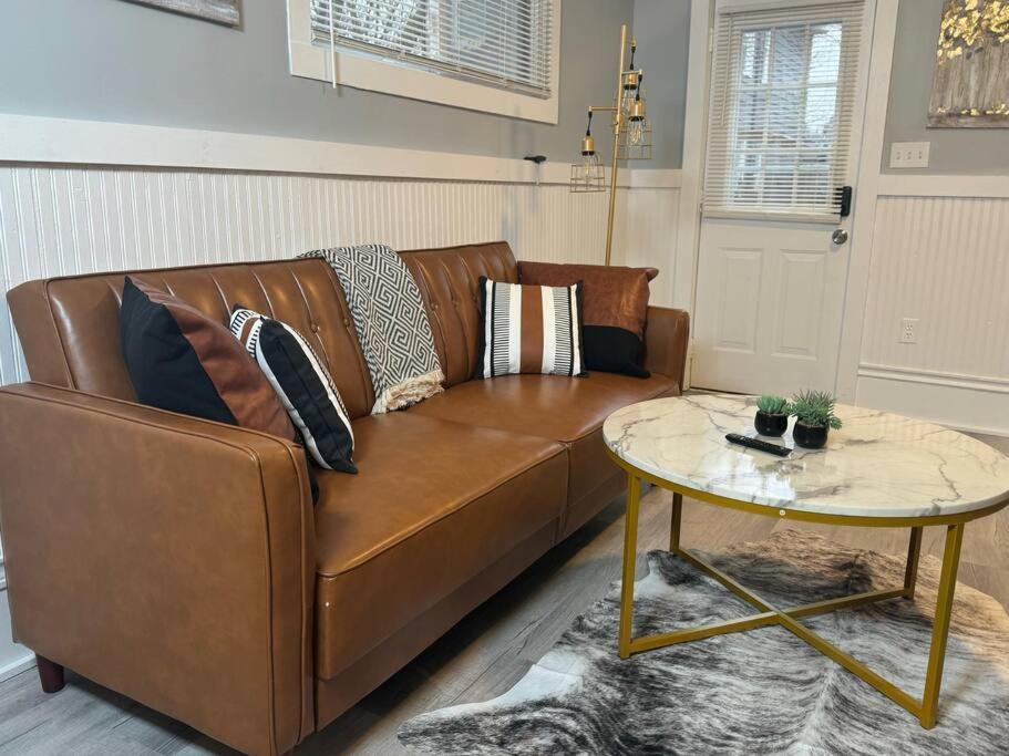 Appartamento Little House On 47Th Cleveland Esterno foto